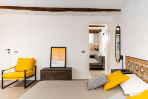 Between the alleys of Naples, La Olivella design and love